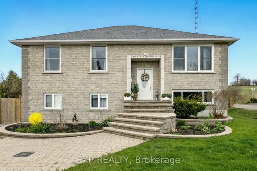 1061 County 28 Road, Otonabee South Monaghan, ON, K0L1V0 | Card Image