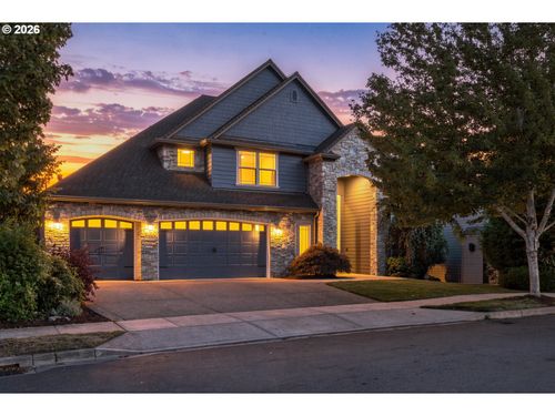 9583 Se Denali Dr, Happy Valley, OR, 97086-7307 | Card Image
