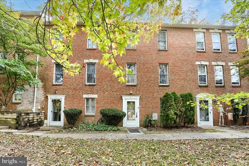 31 Fairfax Vlg S, Harrisburg, PA, 17112 | Card Image
