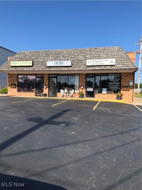 11305 State Rd, North Royalton, OH, 44133-3223 | Card Image