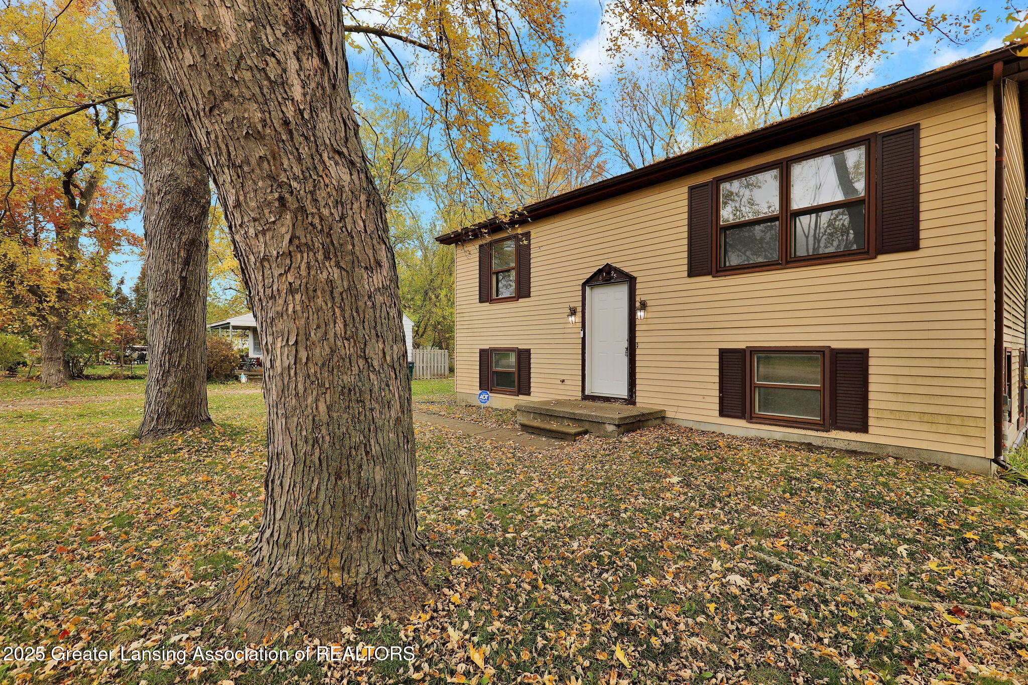 Residential Lease in Lansing 5