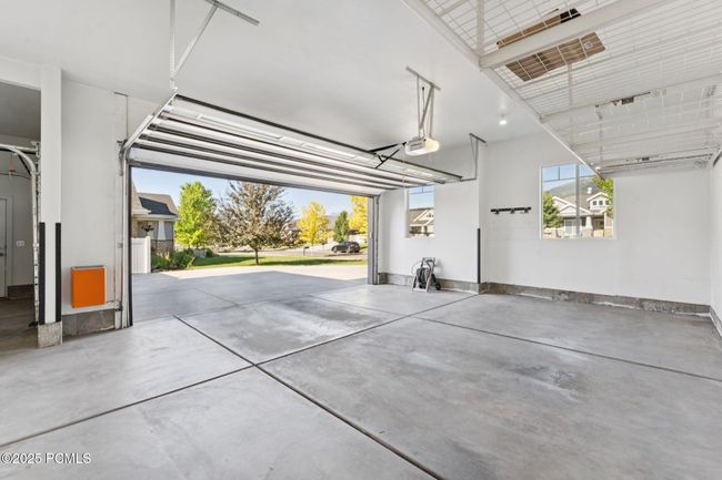 415 E 360, House other with 6 bedrooms, 4 bathrooms and null parking in Midway UT | Image 54