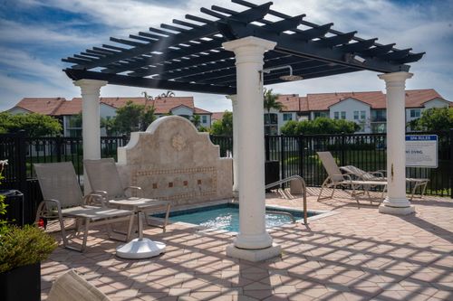 809 Villa Cir, Boynton Beach, FL, 33435-8917 | Card Image