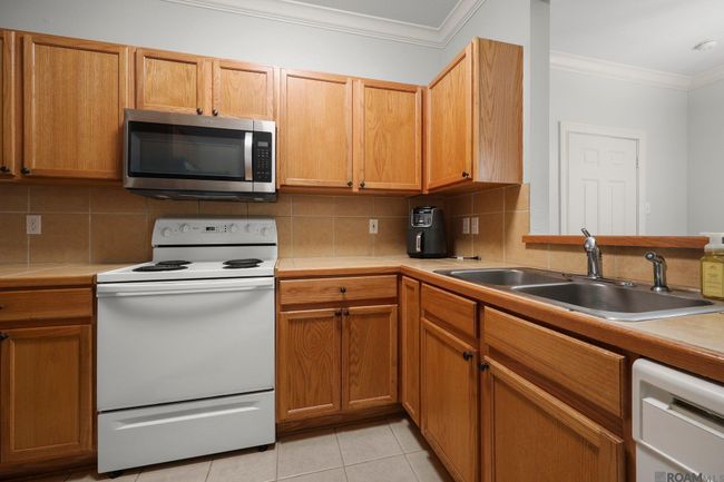 APT-302 - 710 E Boyd Dr, Condo with 2 bedrooms, 2 bathrooms and 2 parking in Baton Rouge LA | Image 7