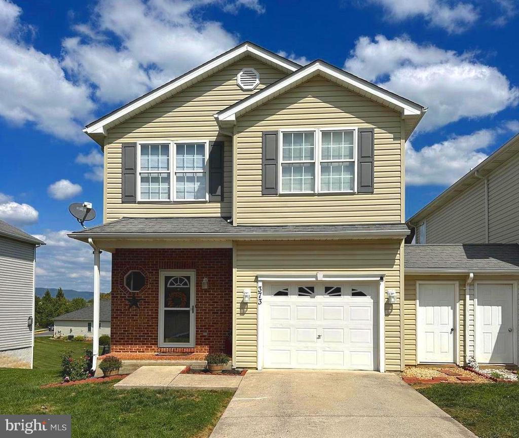 Hoover Rd, Woodstock, VA 22664