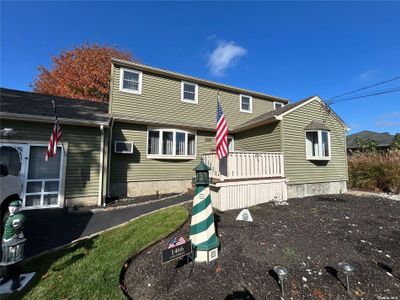 1466 12th Street, House other with 6 bedrooms, 3 bathrooms and null parking in West Babylon NY | Image 2