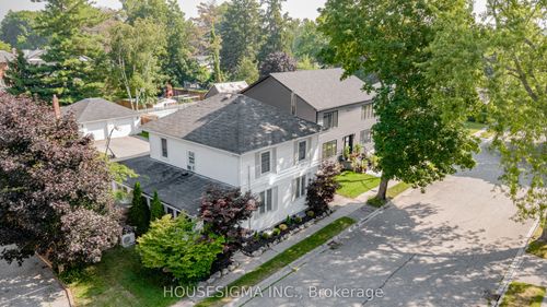 26 Park St, Clarington, ON, L0B1M0 | Card Image