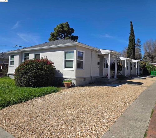 1315 135th Ave, San Leandro, CA, 94578-2543 | Card Image