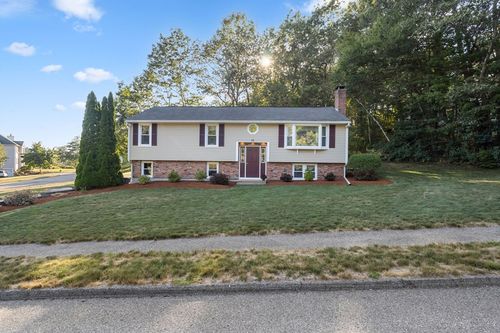 15 Summer Hill Dr, Rutland, MA, 01543-1923 | Card Image