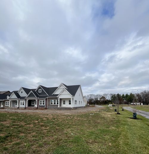 615 Swanston Ln, Gallatin, TN, 37066-2852 | Card Image