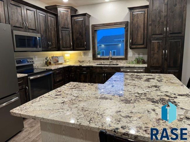 2201 Dean Dr, House other with 5 bedrooms, 4 bathrooms and null parking in Mitchell SD | Image 18