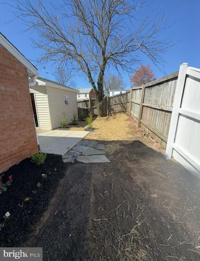 9252 Taney Rd, Townhouse with 3 bedrooms, 2 bathrooms and null parking in MANASSAS VA | Image 17