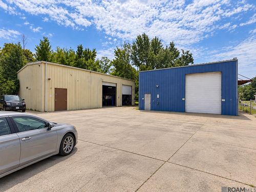 1751 Scenic Hwy, Baton Rouge, LA, 70802-3251 | Card Image
