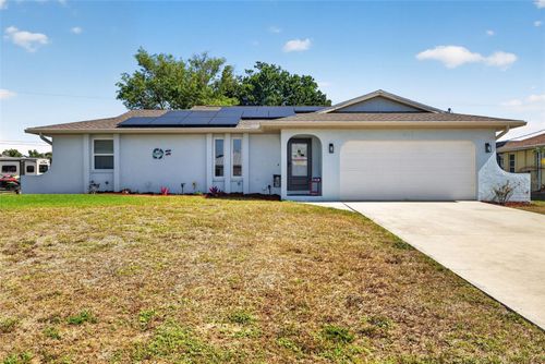 9116 Castlehill Ave, ENGLEWOOD, FL, 34224-7604 | Card Image