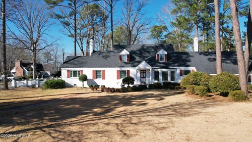 601 Curtis St N, Ahoskie, NC, 27910-2111 | Card Image