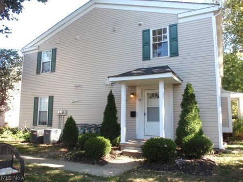 49 Valley Forge Ln, Elyria, OH, 44035-2709 | Card Image