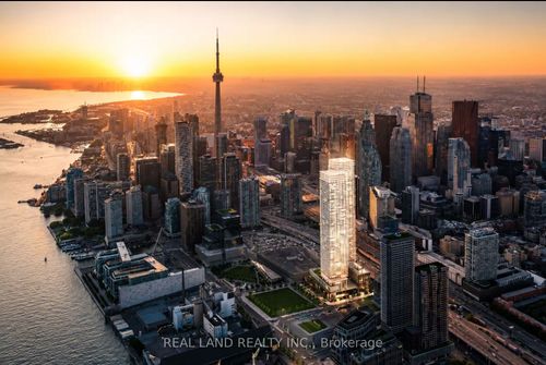 6802-138 Downes St, Toronto, ON, M5E0E4 | Card Image