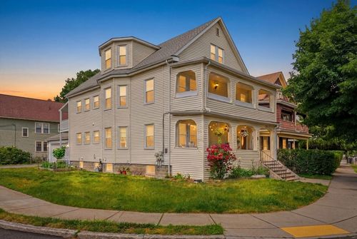 unit-2-216 Broadway, Arlington, MA, 02474 | Card Image
