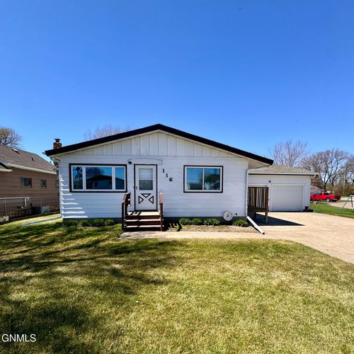 116 5th St E, Napoleon, ND, 58561-7215 | Card Image