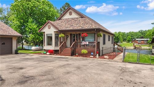 117 E Autumn Dr, Oakwood, IL, 61858-9568 | Card Image