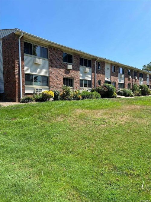 2b-2417 Union Blvd, Islip, NY, 11751 | Card Image