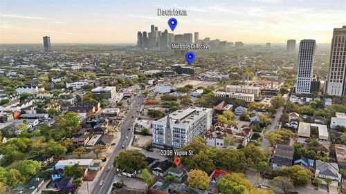 3308 Yupon St, Houston, TX, 77006-3804 | Card Image