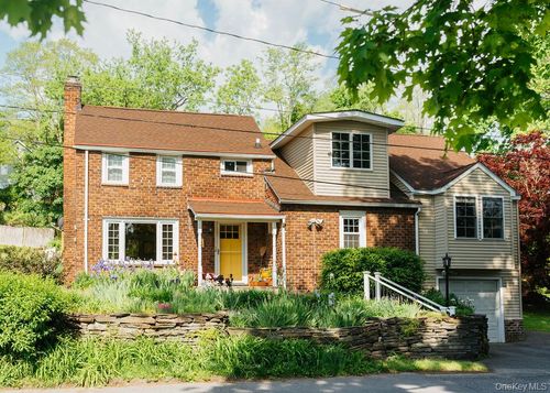 178 Hoyt St, Port Ewen, NY, 12466-7741 | Card Image