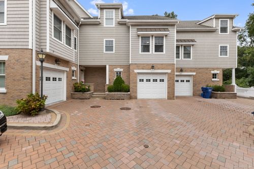 apt-g-88 Maple Tree Ave, Stamford, CT, 06906-2279 | Card Image
