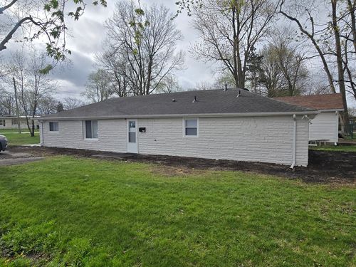 720 E Marion St, Clinton, IL, 61727-1125 | Card Image