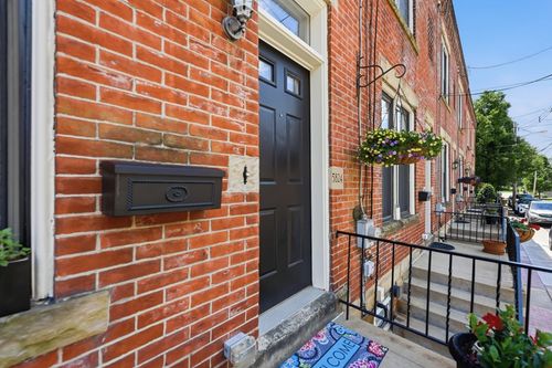 5824 Pierce St, Shadyside, PA, 15232-1720 | Card Image