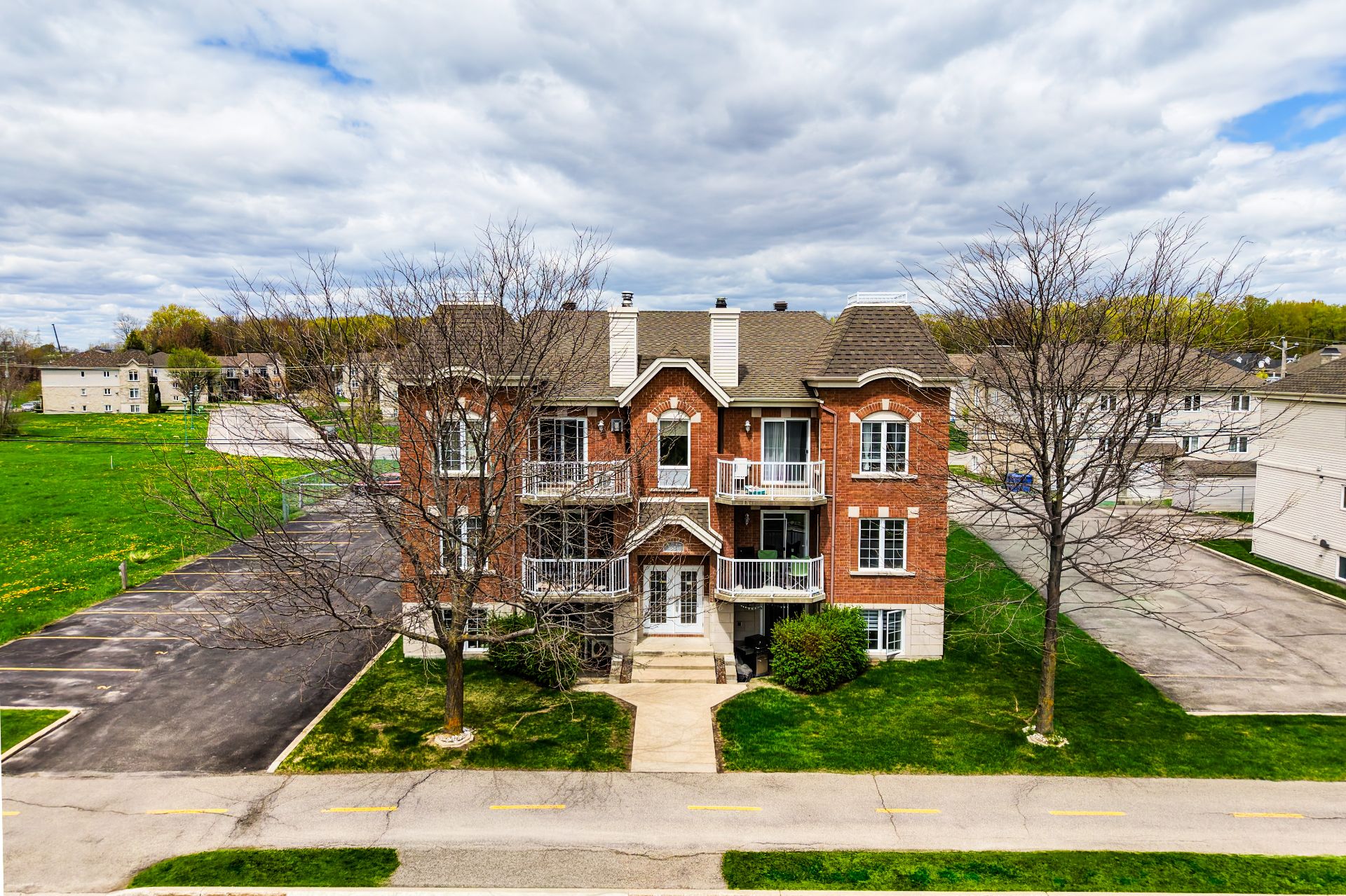 Residential in Saint-Eustache 3