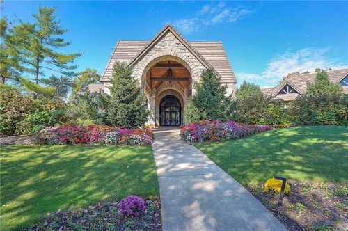 16942 E Heather Ln, Village Of Loch Lloyd, MO, 64012-4173 | Card Image