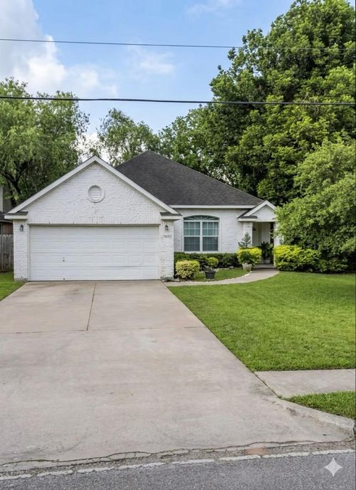11916 Palmsprings Dr, Houston, TX, 77034-3642 | Card Image