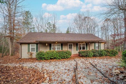 803 Derrick Rd, Pauline, SC, 29374-2413 | Card Image