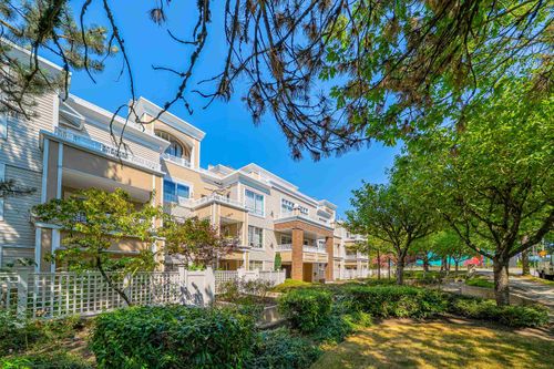 211-7117 Antrim Ave, Burnaby, BC, V5J5K1 | Card Image
