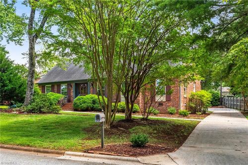 808 Meade Dr, Greensboro, NC, 27410-5348 | Card Image