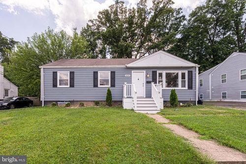 4144 Addison Rd, FAIRFAX, VA, 22030-3513 | Card Image
