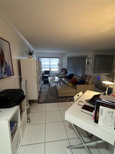 413C - 700 Sw 128th Ave, Condo with 1 bedrooms, 1 bathrooms and null parking in Pembroke Pines FL | Image 3