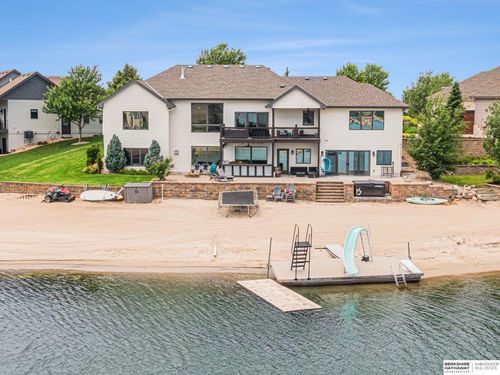 3905 N 269th Cir, Valley, NE, 68064-4435 | Card Image