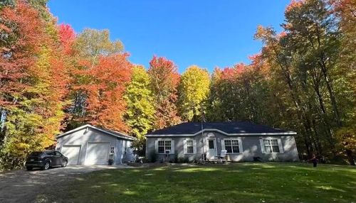 1475 Stalhood Dr, Kent City, MI, 49330-9139 | Card Image