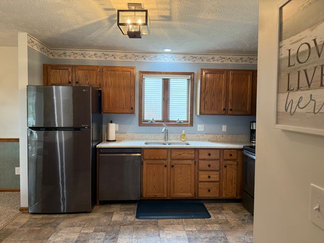 Kitchen | Image 8