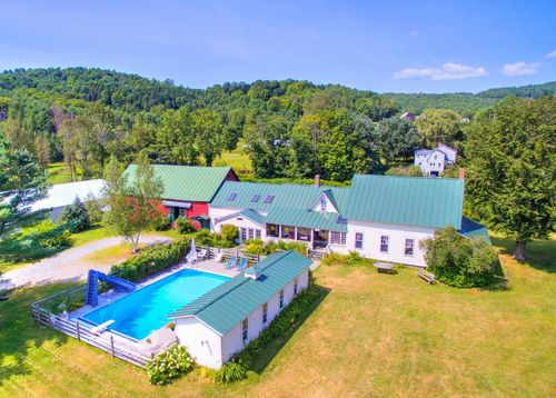 8754 Pomfret Rd, Pomfret, VT, 05084-9729 | Card Image