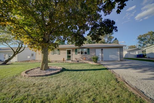 645 Blue Street, Sheldon, IL, 60966 | Card Image