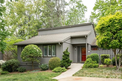 434 Crowfields Dr, Asheville, NC, 28803-3279 | Card Image