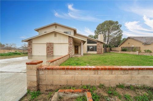 9848 Karen Ave, California City, CA, 93505-1309 | Card Image