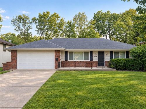 13248 Manchester Ave, Grandview, MO, 64030-3553 | Card Image