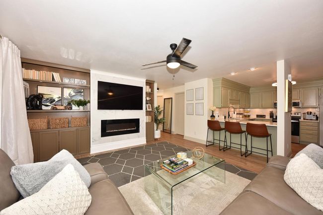 3-A - 724 Worthington Court, Condo with 2 bedrooms, 2 bathrooms and null parking in West Bend WI | Image 15