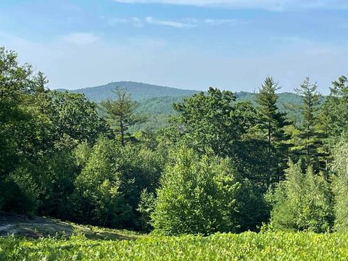 000 Stonegate Farm Rd, Temple, NH, 03084 | Card Image