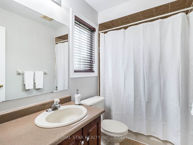 70 Colonel Bertram Rd, House other with 6 bedrooms, 5 bathrooms and 4 parking in Brampton ON | Image 22