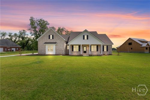 9 Honeysuckle Dr, Claxton, GA, 30417-7364 | Card Image